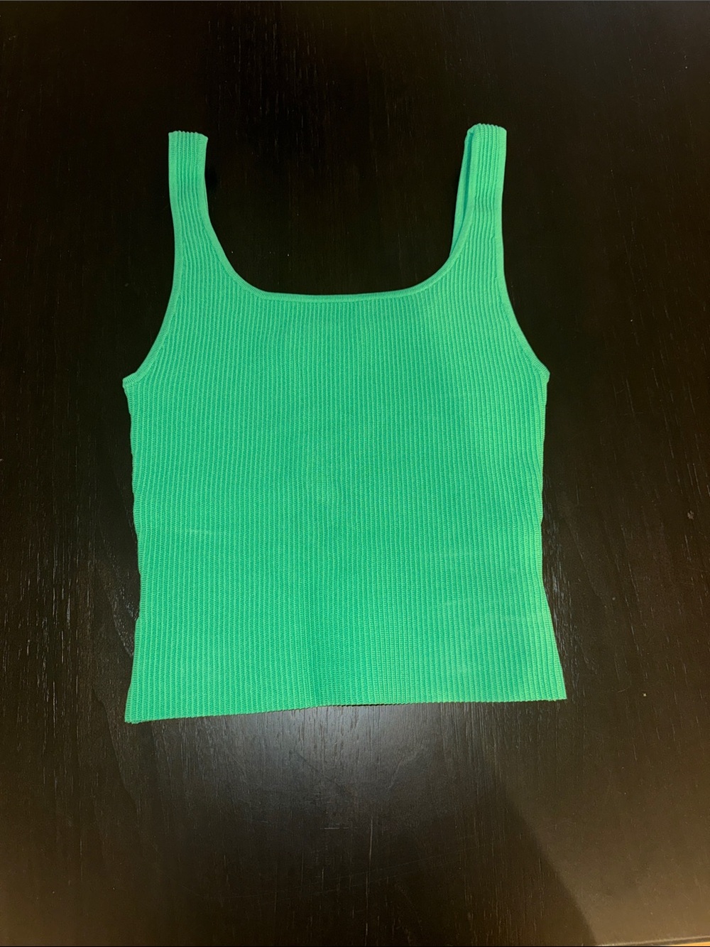 Aritzia Ribbed Scoop Tank in Vibrant Green